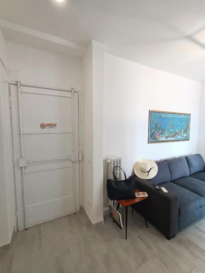 La Terrazza Sull'Appia By Hostand Apartman Róma Kültér fotó